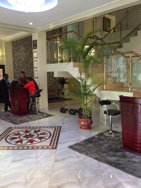 Sherbourne Hotel Kitwe Exteriör bild