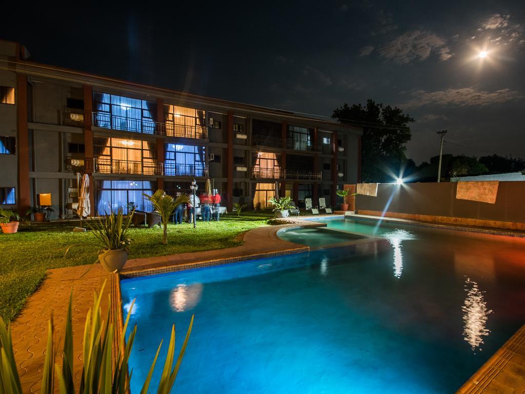 Sherbourne Hotel Kitwe Exteriör bild