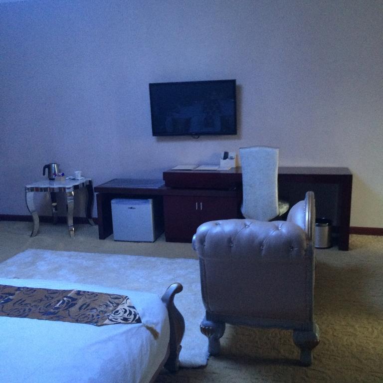 Sherbourne Hotel Kitwe Exteriör bild